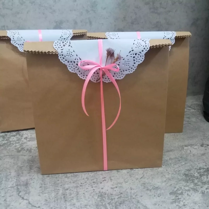 پک20عددی پاکت کرافت گیپوردار. سایز 20در20حجم5سانت مناسب برای بسته بندی پوشاک و کفش و اکسسوری و...