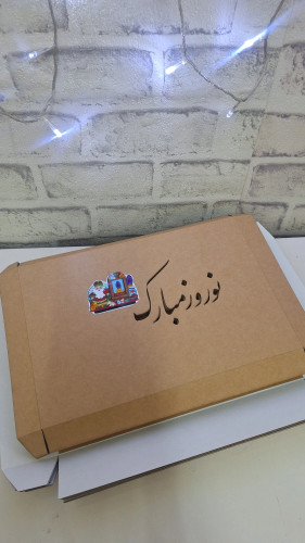 جعبه بسته بندی طرح عیدانه سایز ۲۰در۳۰عمق۶سانت